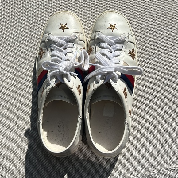 Gucci White Ace Bee and Star Sneaker - Picture 2 of 5